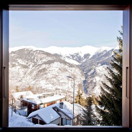 Hotel Les Flocons คูร์เชอแวล ภายนอก รูปภาพ
